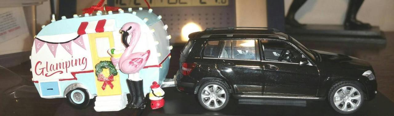 Camping Aviator, Numai Teren, Campare Pentru Rulote Autorulote Personale, Campingul Nu Are Rulote !!! Buşteni Esterno foto