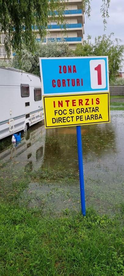 Camping Aviator, Numai Teren, Campare Pentru Rulote Autorulote Personale, Campingul Nu Are Rulote !!! Buşteni Esterno foto